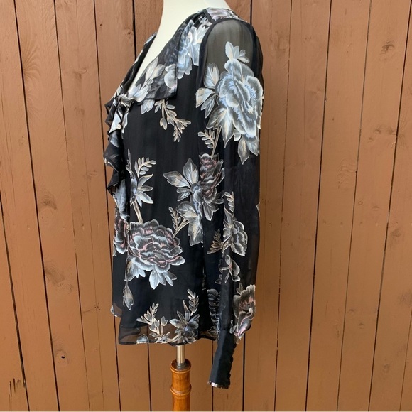 White House Black Market | NWT Size Medium Blk Dynasty Floral Silk Raglan Blouse - Picture 14 of 16